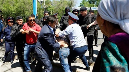 Қазақстан полициясы түрлі қалаларда наразы азаматтарды ұстады
