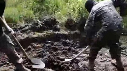 Украиналық сарбаздар Ресейдің бір жақтасын тірідей көрге көмді