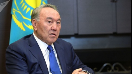 Назарбаев Қазақстанның басқарушы партиясының төрағалағы қызметін Тоқаевқа тапсырды
