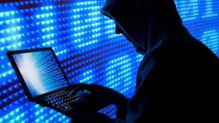 Украиндық үш жігіт америкалық жүз компанияның компьютерлік жүйелерін бұзып кірген