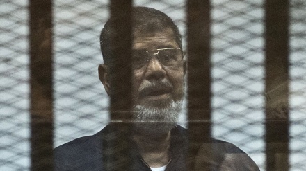 Мұхаммад Морси сот отырысында қайтыс болды