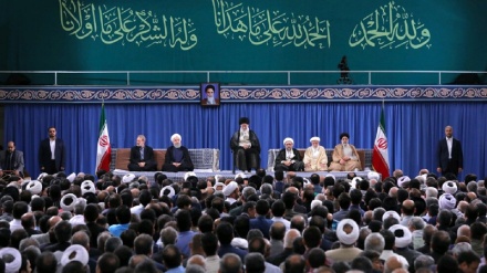 Ислам революциясы жетекшісі: Исламдық елдер Палестинадағы дұшпанның қылмыстық орналасуына қарсы тұруға міндетті