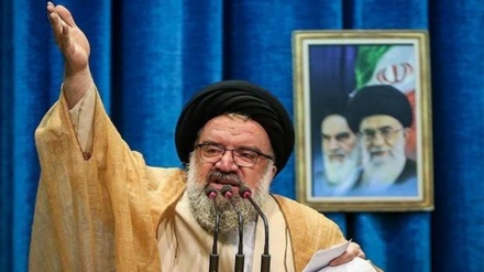 Аятолла Хатами: Британияның теңіз қарақшылығы – бұл елдің Иран халқына қарсы қылмыстарын еске салу