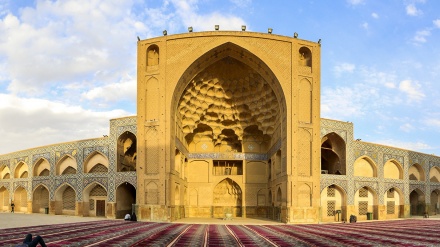 Суреттер сөйлейді: Исфаһанның Орталық мешіті