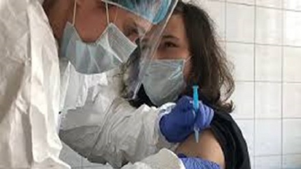 Қазақстанда 2021 жылдың басынан еріктілерге вакцина егу басталады