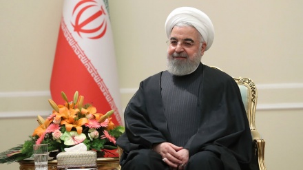 Иран Президенті исламдық елдер басшыларын Ораза айт мерекесімен құттықтады