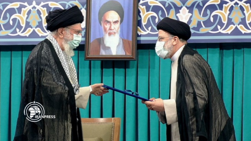 Иранның он үшінші президенттік кезеңін растау рәсімі өтті