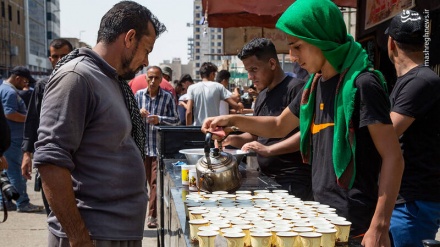 Кербалаға баратын жолда Арбағин зияратшыларына қызмет көрсетілуде