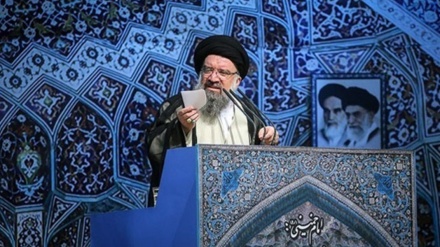 Аятолла Хатами: Иран халқы барлық санкцияларды жоюдан басқаға көнбейді 