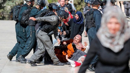 Басқыншы сионистік əскерилер палестиналық жанұяны соққыға жықты