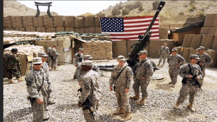 Америкалықтар Иракта өздерінің оккупациясын ақтау үшін өздерін алдауды жалғастыруда