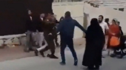 Израильдіктер палестиналық ана мен баласына шабуыл жасады