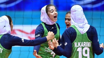 Иранның волейболшы қыздары Аустралия командасын жеңді