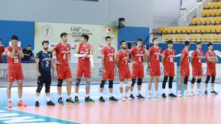 Жастар арасындағы Иранның волейбол командасы Азия чемпионатының финалына жол тартты  