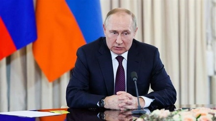 Путин: Ресейді халықаралық аренадан шығару мүмкін емес