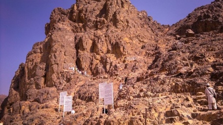 Бен Салманның Ухуд тауындағы даулы жоспары саудиялықтардың ашуын келтірді