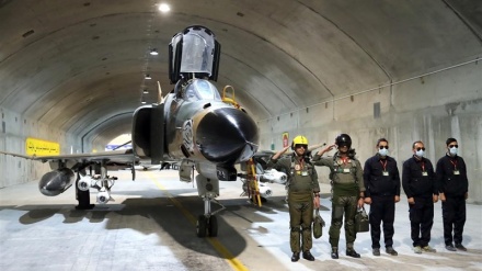 Иран Әскери-әуе күштерінің жерасты әуе базасы ашылды