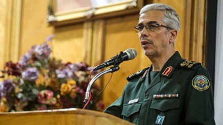 Иран Қарулы күштері Бас штабының қолбасшысы: Бөгделер әкелген қауіпсіздік аймақ елдері үшін сенімді емес