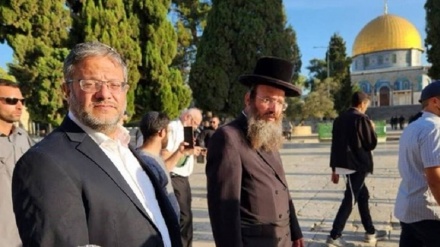 Бен-Гвирдің қолдауымен  жүздеген сионист әл-Ақса мешітіне шабуыл жасады