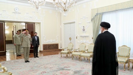 Иран Президенті  Пәкістан армиясының  қолбасшысымен кездесті