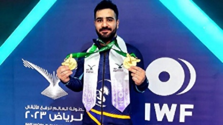 Ирандық зілтемірші әлем чемпионатында  алтын медалін жеңіп аллы     
