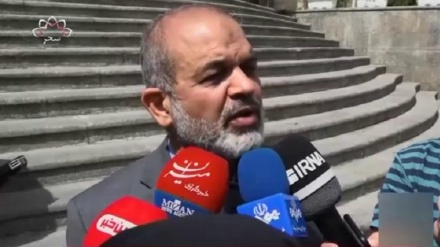 Иранның ішкі істер министрі Ауғанстанмен шекарада қабырға салуды теріске шығарды