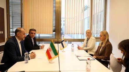 Иран мен Финляндия Сыртқы істер министрлері Женевадағы Адам құқығы кеңесінің отырысы аясында кездесті