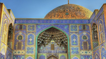 Иран ислам сәулет өнерінің ерекшеліктері қандай?