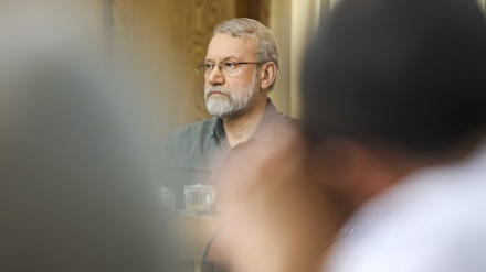 Лариджани Трамптың мәлімдемелеріне реакция білдірді