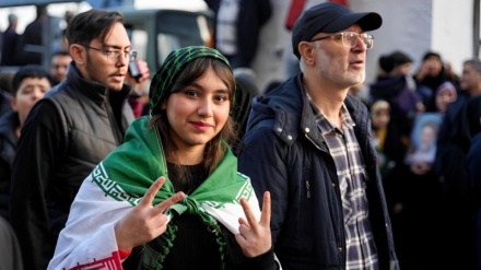 Қоғамдық орындарды өртеу қарапайым адамдардың ісі емес; Ирандағы оқиғалар туралы шетелдік БАҚ-дың үш көзқарасы