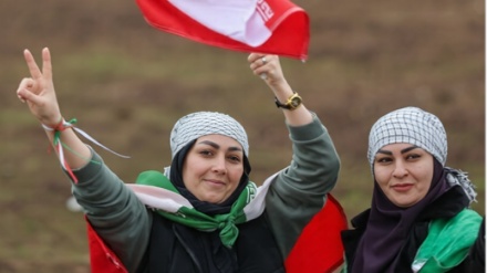 Иран халқының Ислам революциясының 47 жылдығына арналған жаппай шеруі 