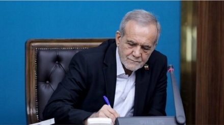 Пезешкиан: Шәһид Тангсири Тангстанның батырларының ұрпағы болды