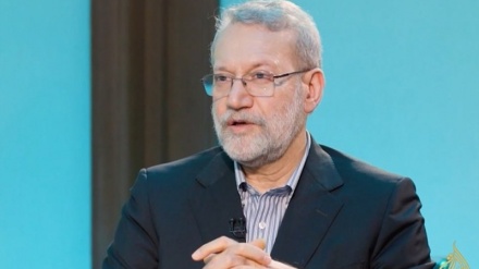 Лариджани исламдық үкіметтерге: Қай жақта екендеріңді анықтаңыздар; АҚШ сіздерге ешқандай адалдық танытпайды