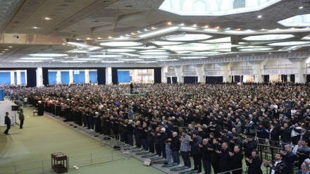 Имам Хомейни (р.а.) алаңында Ораза айт намазы оқылды