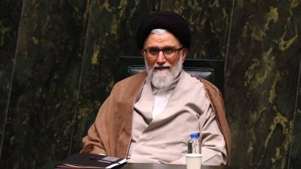 Пезешкиан Иран Барлау министрінің шәһид болуын көңіл айтты